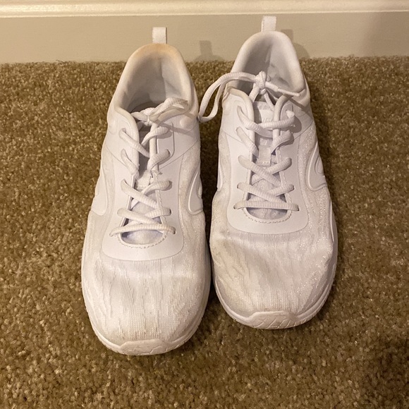 Women’s BCG Layout 2.0 Cheer Shoes White 10 - Picture 2 of 5